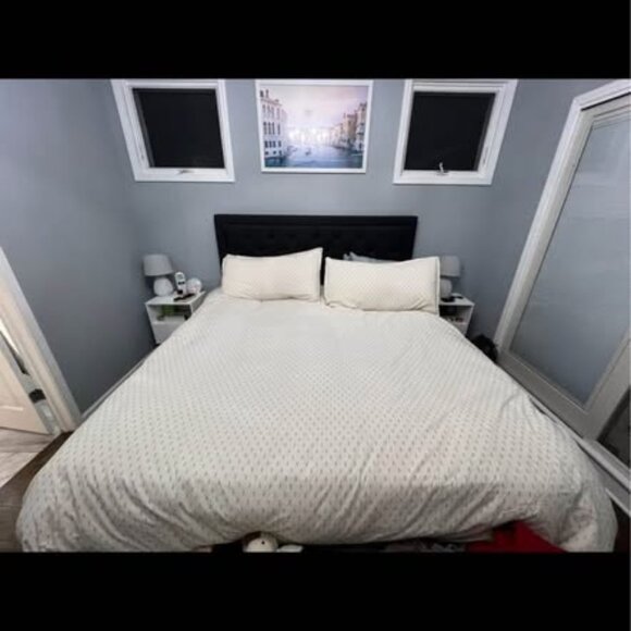 Brooklinen Off-white with Light Blue “Clipped Dots” King 3 Pcs Duvet Cover Set - Picture 1 of 7